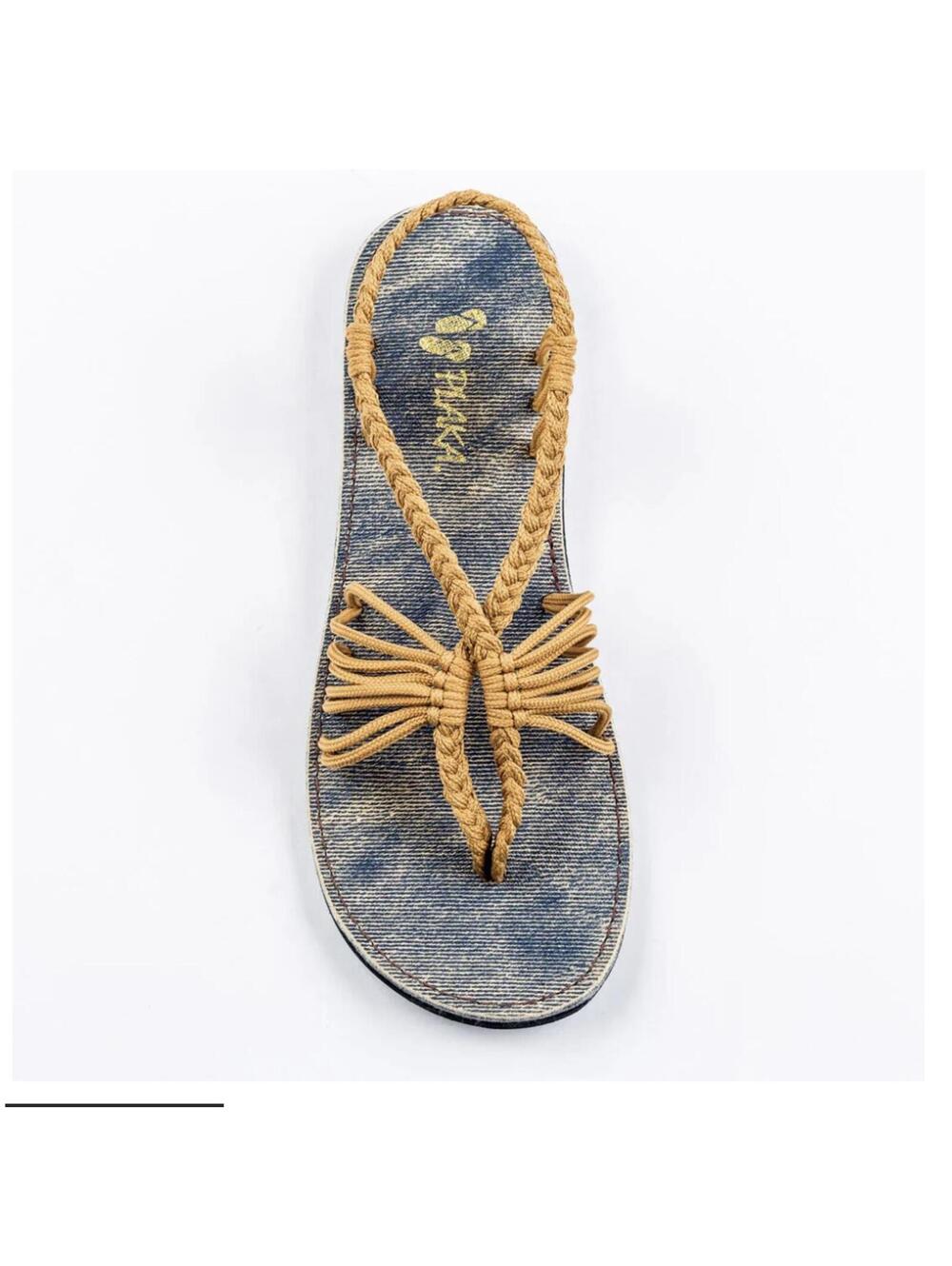 Plaka Yellow Seashell Flat Sandals Size 7